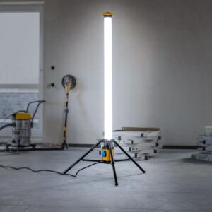 Baustellenlampe mit Steckdosen und Stativ 54 Watt 158 cm
